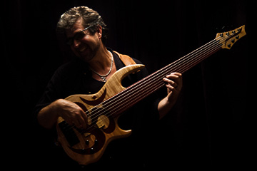 Photo of Jason Everett and Bass