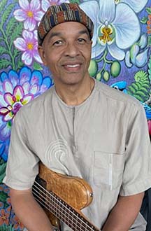 Kai Eckhardt (fretless bass)